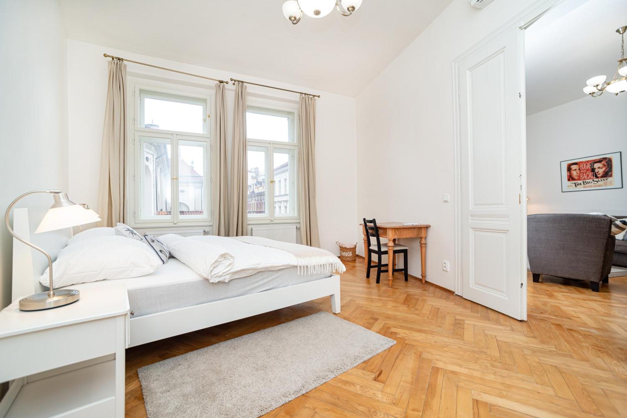 פראג Quiet Apartment In The Old Town מראה חיצוני תמונה