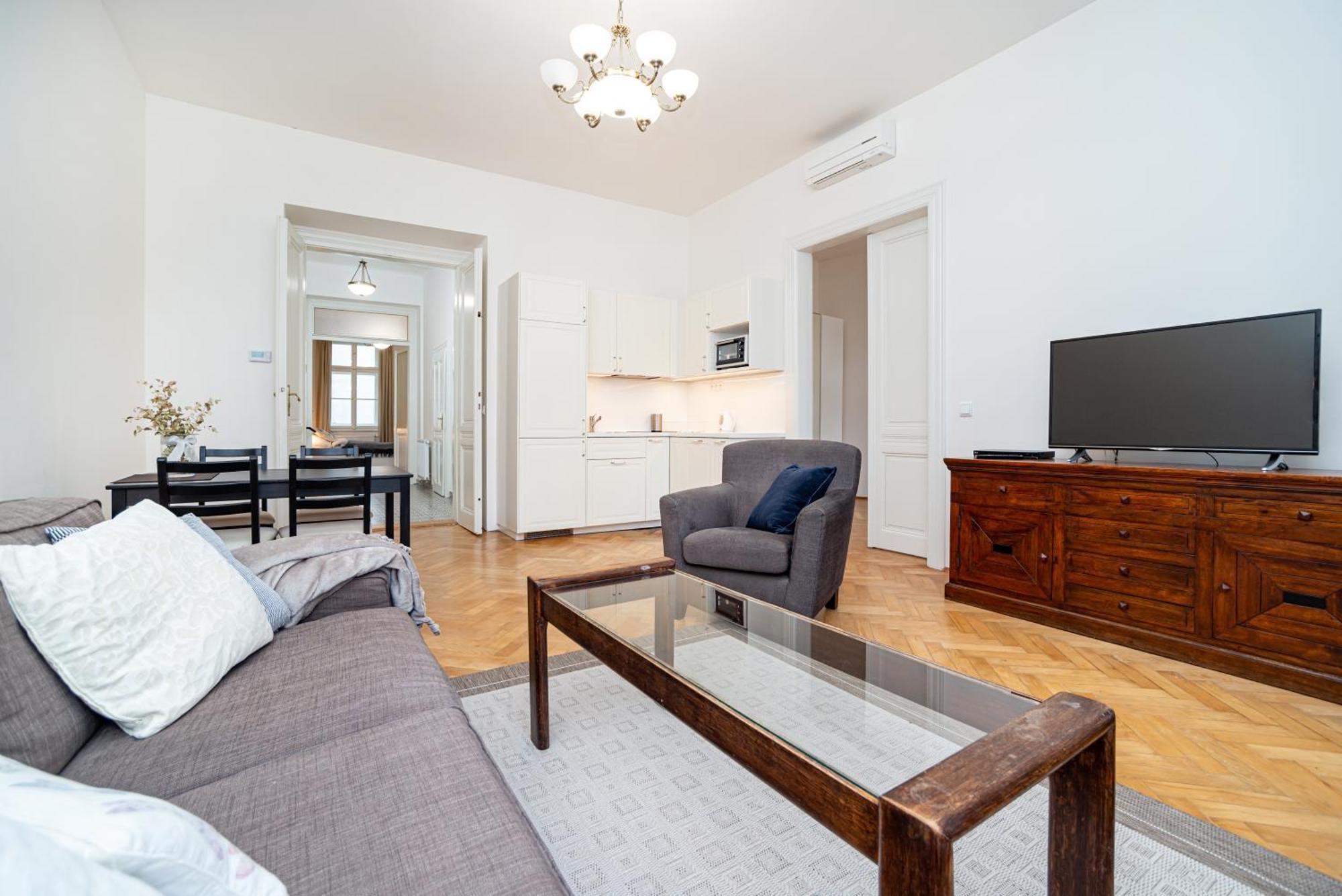 פראג Quiet Apartment In The Old Town מראה חיצוני תמונה
